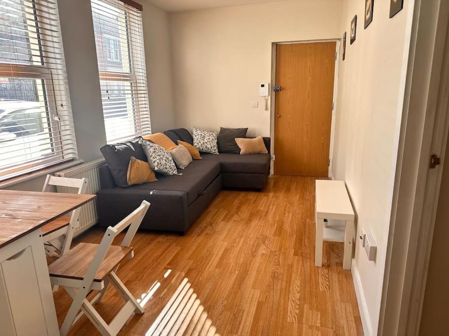 2 Bedroom Apartment In Se13 Λονδίνο Εξωτερικό φωτογραφία