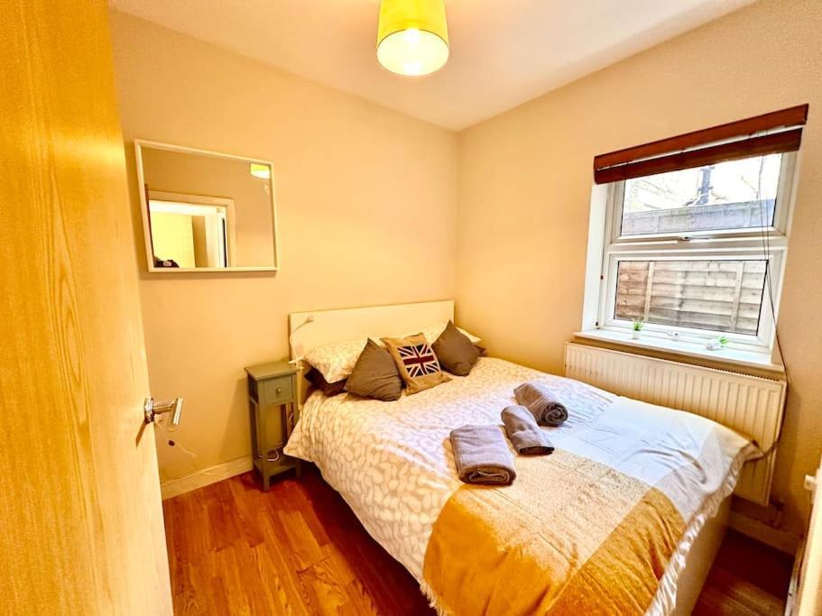 2 Bedroom Apartment In Se13 Λονδίνο Εξωτερικό φωτογραφία